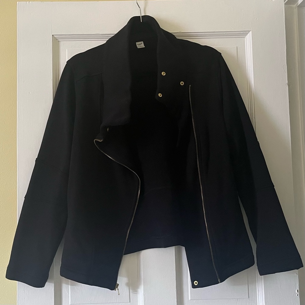 Old Navy Black Active Go-Dry Asymmetrical Zip Up Jacket, Size L.